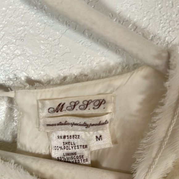 Max Studio Specialty Ivory Embroidered Shift Dress Size Medium - Picture 4 of 8